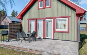 3 Bedroom Lovely Home In Löttorp, Löttorp